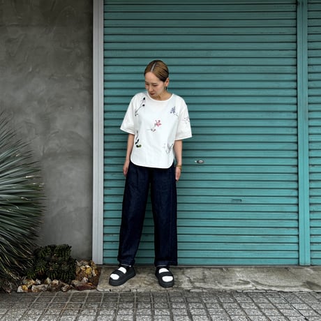 【Botanical Garden Denim / T-Blouse】  White / Indigo