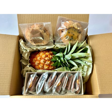 【お中元・夏ギフト】沖縄県産ボゴールパインとチョコレートスイーツづくしセット　☆送料込