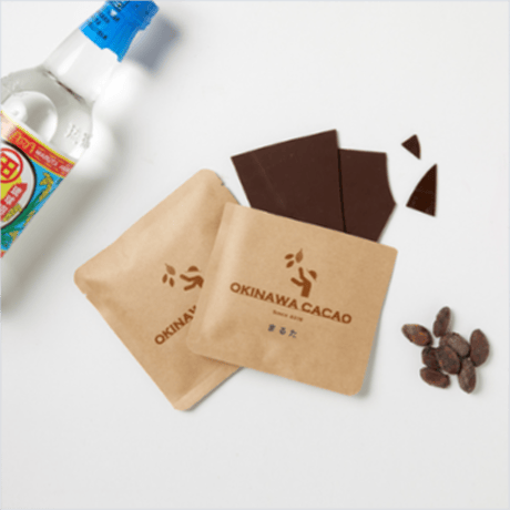 OKINAWA CACAOの人気セット　板チョコ4種とドライフルーツチョコアソート