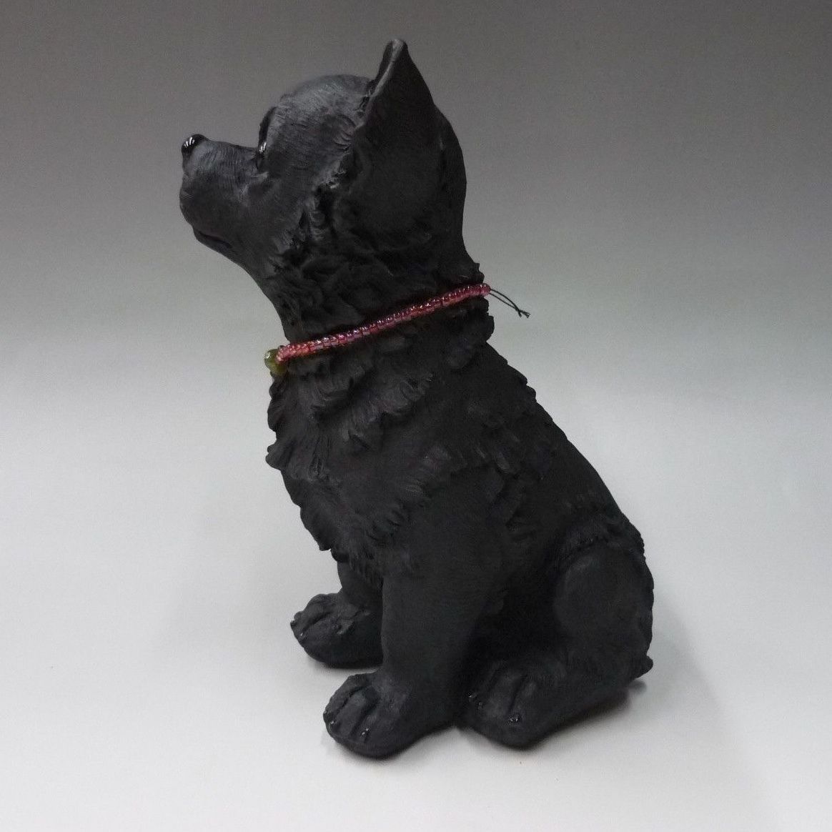 チワワ （約16.5cm） 備長炭の置物 | 人形の東月｜公式オンラインショップ