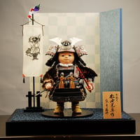 鎧着大将　黒糸縅シルバー　【WEB限定】