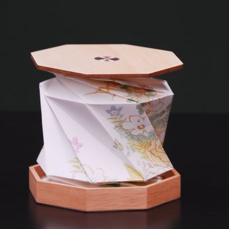 創作提灯　牡丹　白木　【送料無料】【web特別価格】