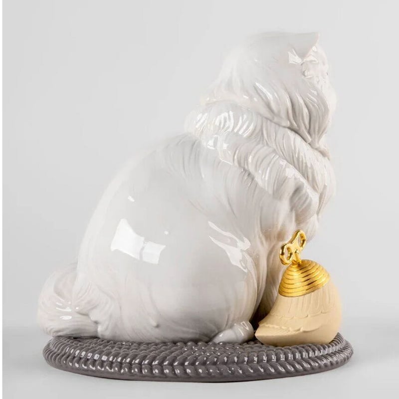 ペルシャ猫とおもちゃ | 人形の東月｜公式オンラインショップ