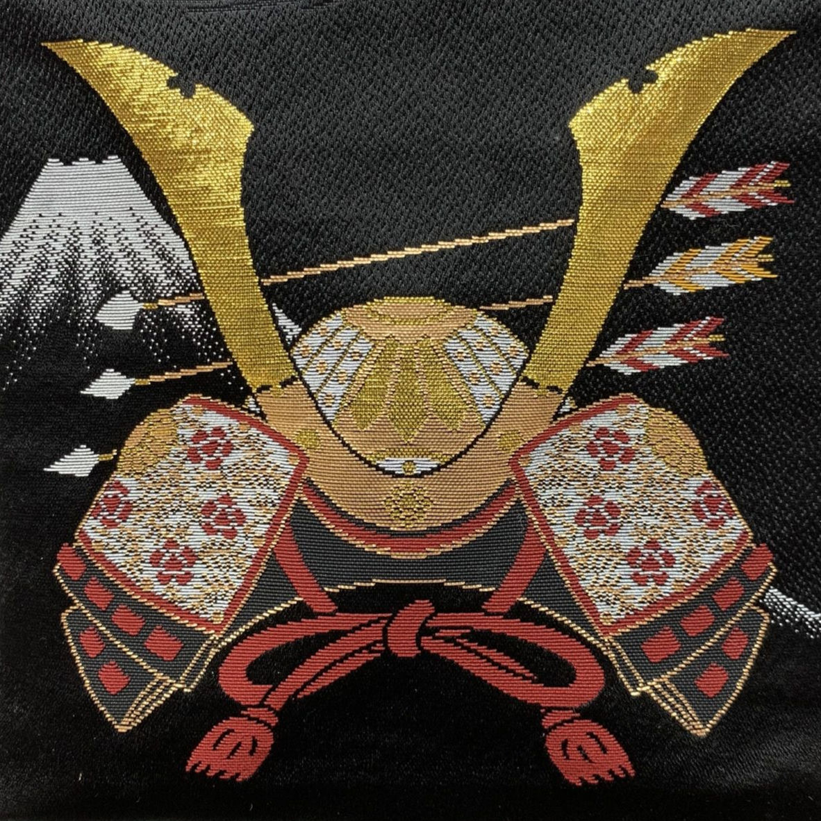 ひな人形　LED屏風　金襴生地の名前旗と被布着プレゼント中 楽天市場】刺繍 名前旗 小 金襴 雲と波 金刺繍 家紋入り 京都