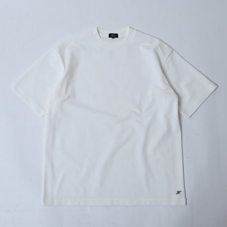 HK261-02200 (6981)