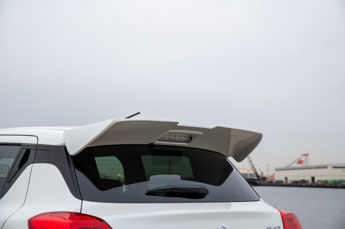 スイフト用リアウィング スズキ・スイフト用リヤウィング ZC32,ZC72