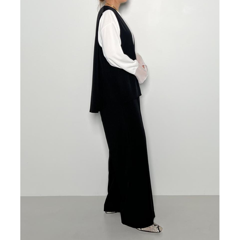 【CHIGNON】レイヤーベストコンビネゾン　黒 楽天市場】【50％OFF】CHIGNON（シニヨン） ベストコンビネゾン