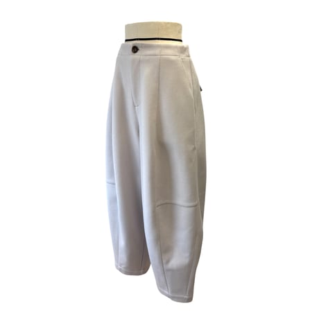 【ayane 2025 WINTER】ニードルパンチバレルレッグパンツ