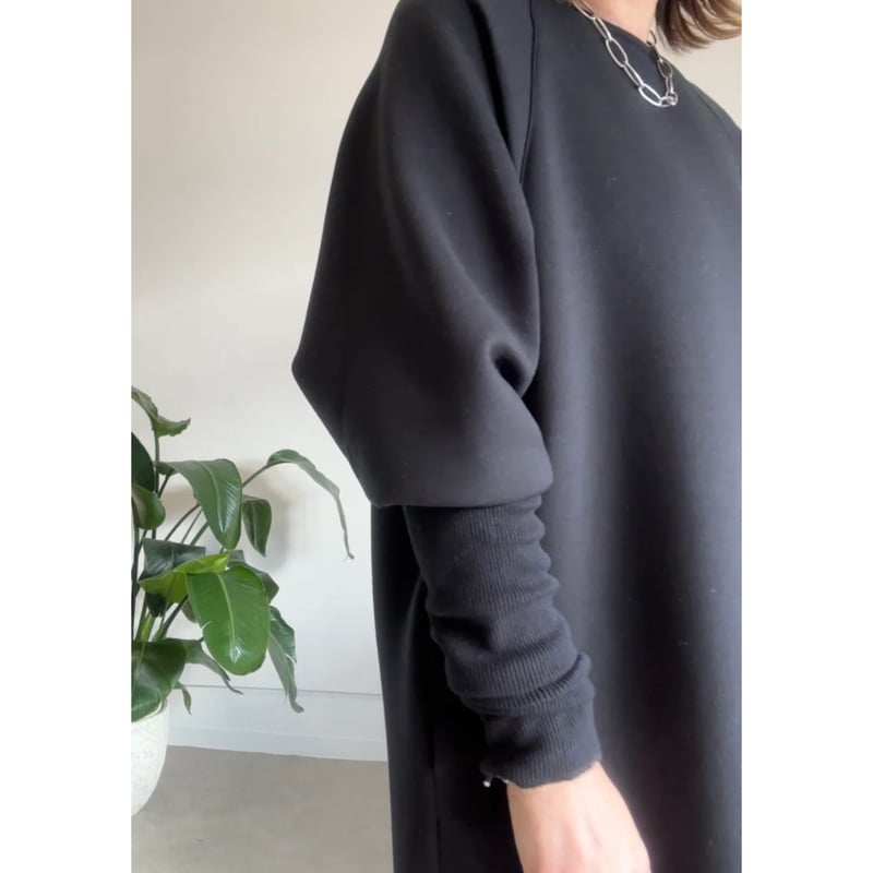 CLOCHE 袖リブワンピース