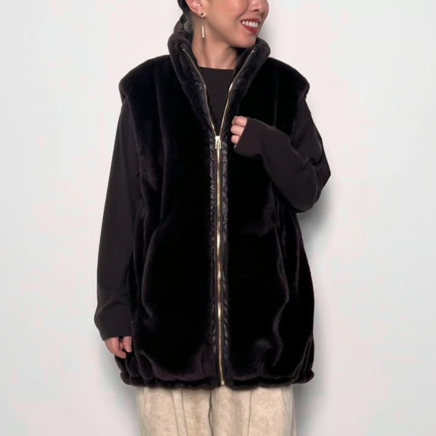 ロエベ　美品❤️ファーベスト付き羊革とカシミヤハーフコート　ブラック ロエベ 美品❤️ファーベスト付き羊革とカシミヤハーフコート