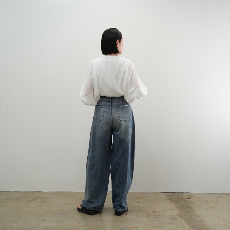 680101c29e24a1621cf2a3b7