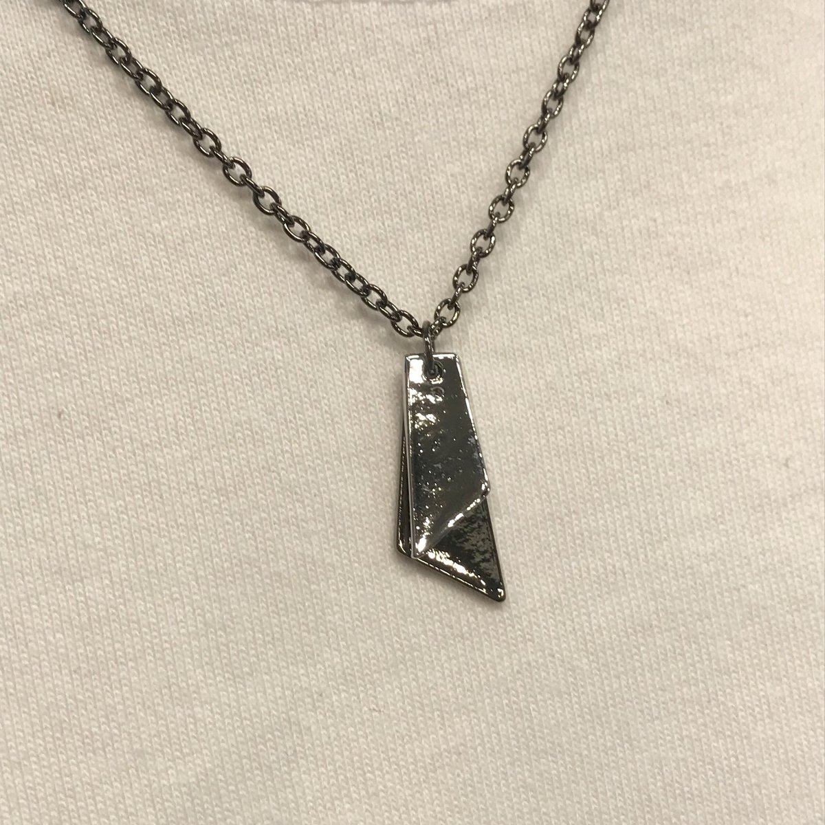 シルバー チェーンネックレス ロゴプレート付き fit=scale-down,w=1200