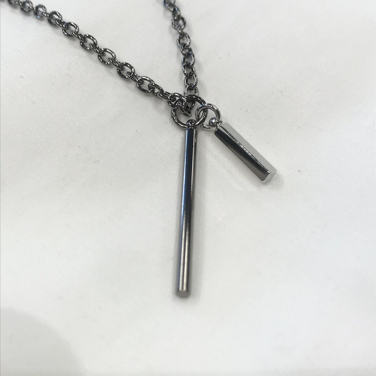 チェーンネックレス ダブルスティック 31-N18 ブラック/シルバー チェーンネックレス ダブルスティック 31-N18 ブラック/シルバー
