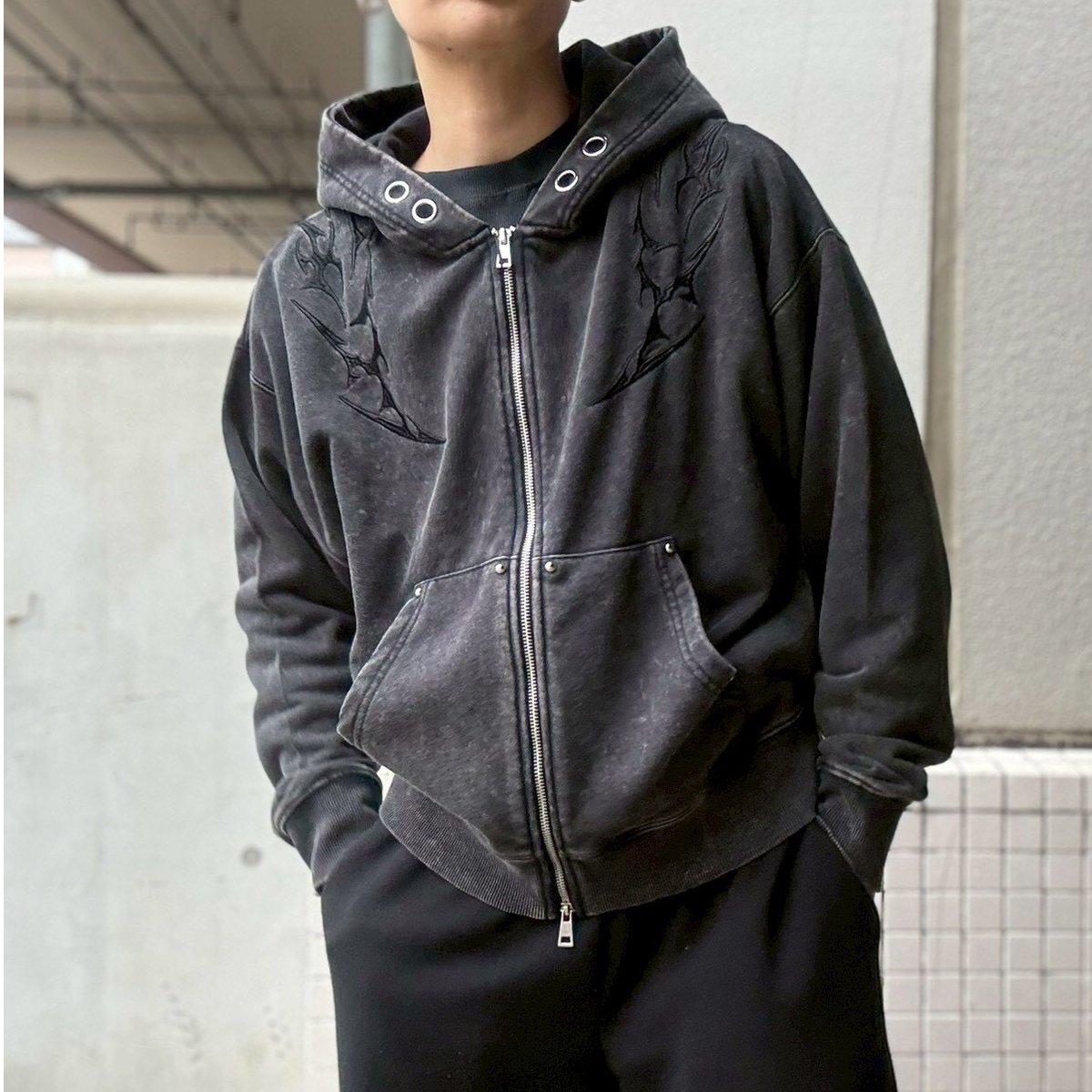 【ERAR】トライバルハート刺繍ダブルジップオーバーサイズスカジャン ERAR スカジャン 「ERAR」トライバルハート刺繍ダブルジップオーバー