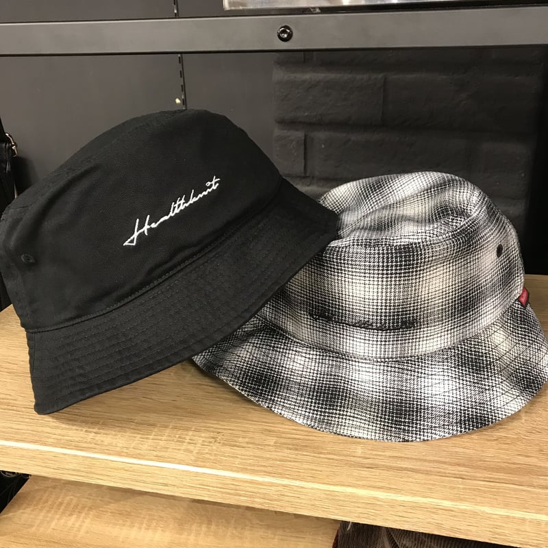 D*a様 バケットハット ロゴ刺繍付き 全2色】ロゴ刺繍キャンバスバケットハット 291-4092 | VARG