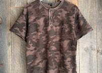 カモフラ柄ヘンリーTシャツ　235708