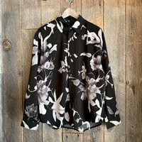 総柄エステル長袖シャツ（フラワー）  　55-H169