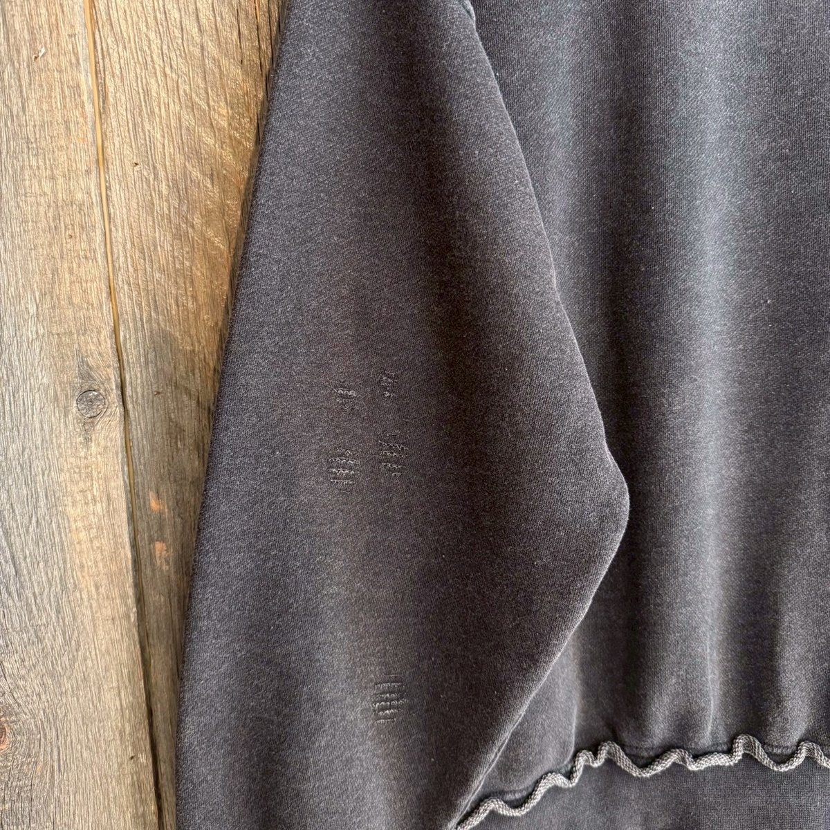 全2色】ブリーチダメージ裏毛クルーネック長袖スウェット 25755004