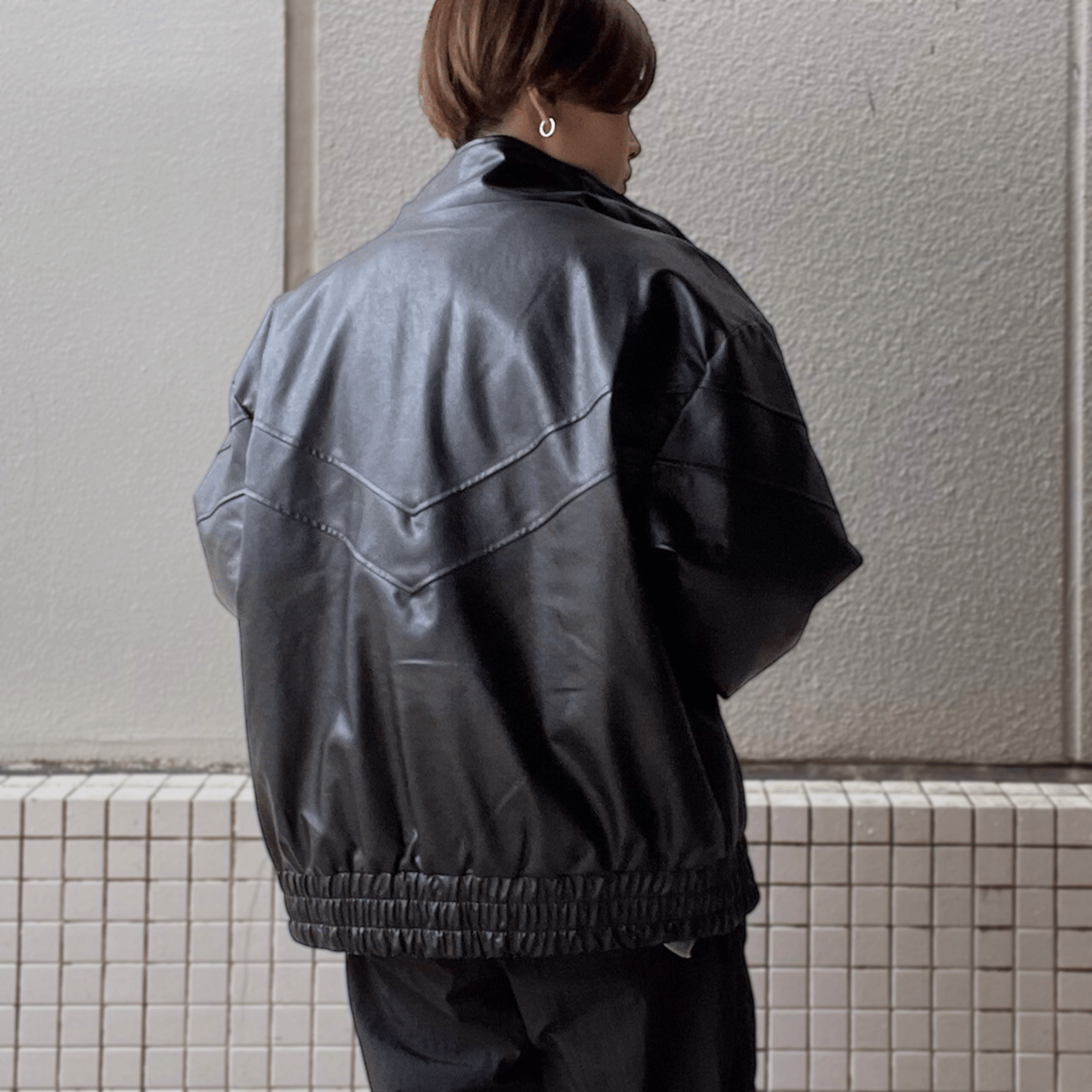 フェイクレザー中綿スタンドジャケット E24205L | VARG Giraffe larch