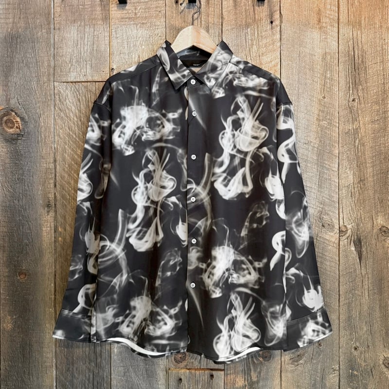 全2色】 総柄長袖シャツ（スモーク） NM26AW06 | VARG Giraffe l