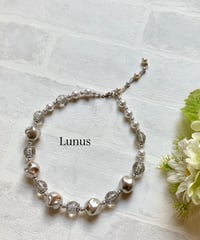 ヴィテージバロックのショートネックレス