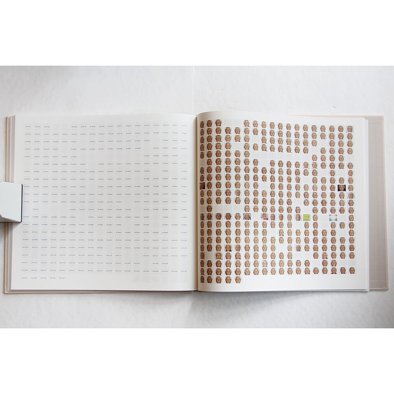 広田釗子「花（青×銀）」EA版 エッチング 額付 サイン入り 中古 汚れあり 広田釗子「花（青×銀）」EA版 エッチング 額付 サイン入り 中古 汚れ