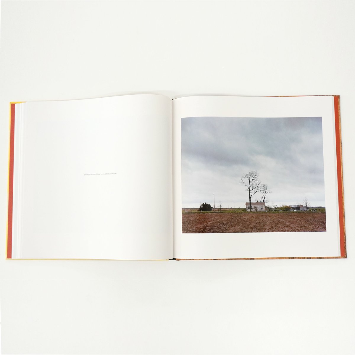 Alec Soth『Sleeping by the Mississippi』 | Fugens