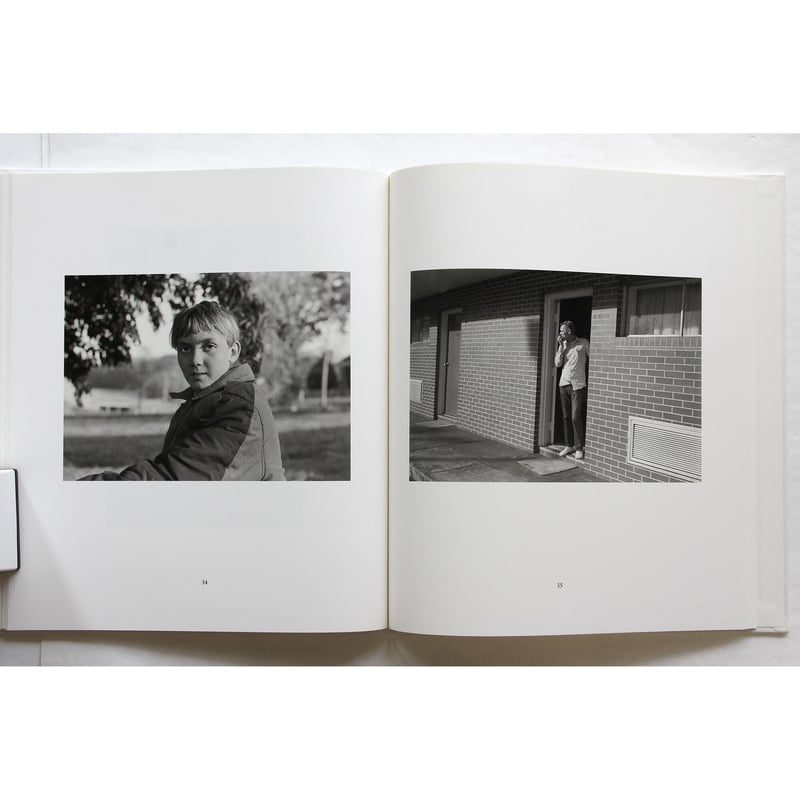 アート・デザイン・音楽 Mark Steinmetz / France 1987 FRANCE 1987 by Mark Steinmetz – twelvebooks
