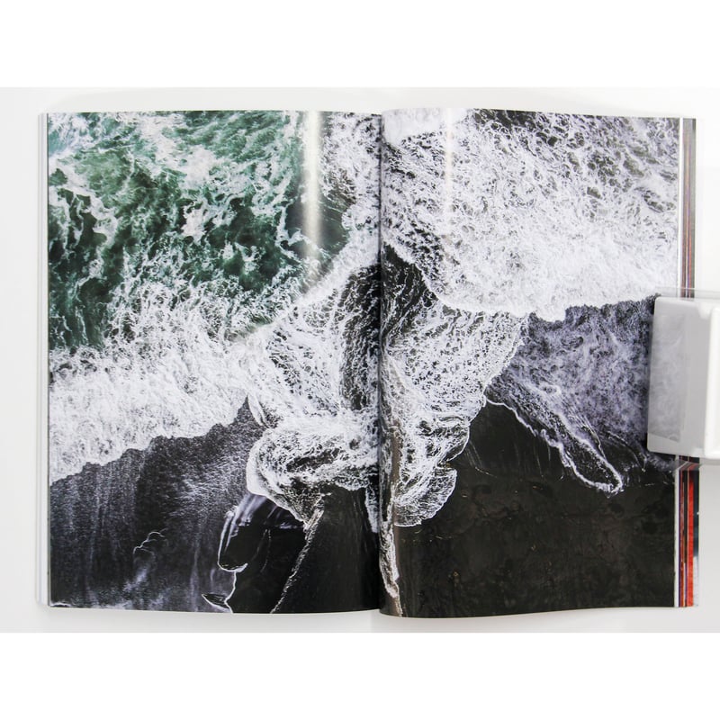 雑誌『写真』(Sha Shin Magazine)vol.6「ゴースト/Ghost 雑誌『写真』(Sha Shin Magazine)vol.6「ゴースト/Ghost