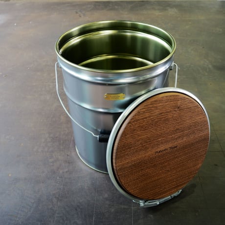 PAILCAN WOOD TABLE