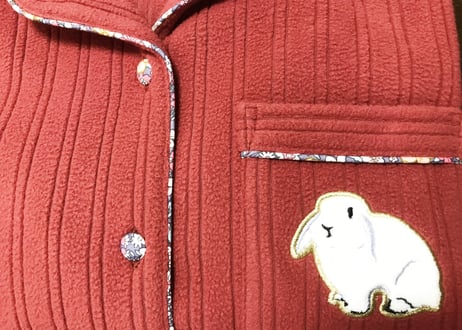 ランダムフリースラビット刺繍シャツ上下セット