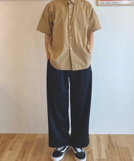 MANUAL ALPHABET マニュアルアルファベット（ユニセックス）/ SMOOTH JERSEY WIDE TRUCK PANTS スムースジャージートラックワイドパンツ【ブラック】