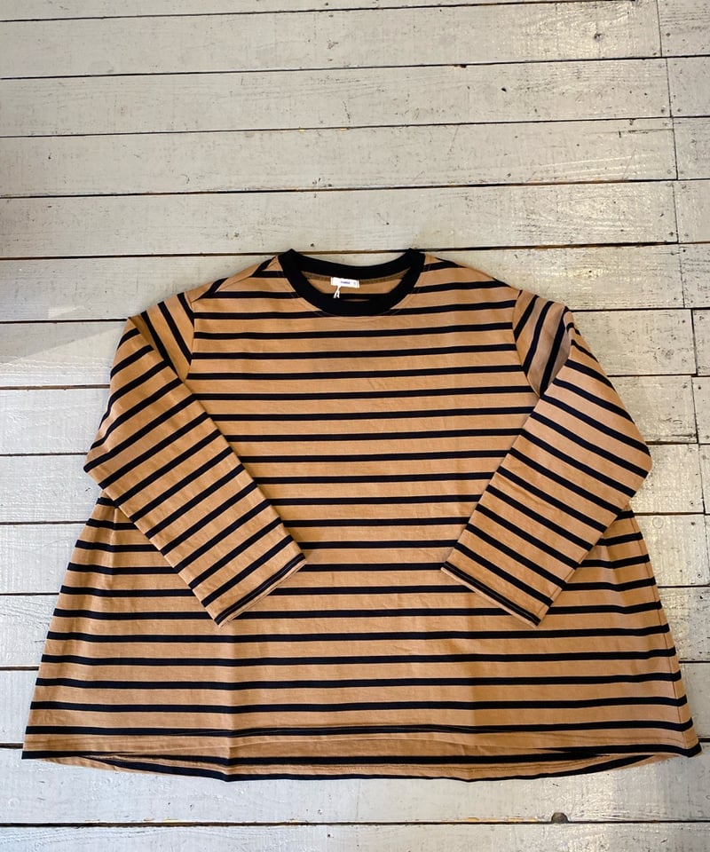 繁子☆新品☆maillot border  flair long-T 黒 maillot マイヨ（レディース） / hd border flair long-Tee