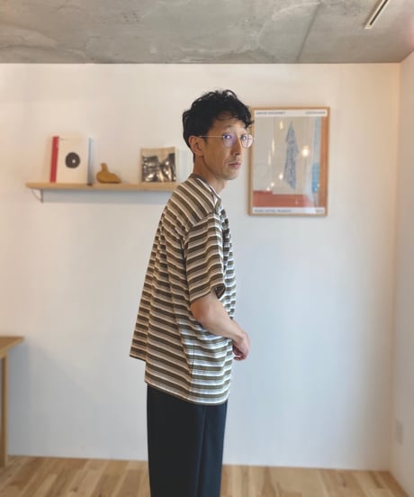 NECESSARY OR UNNECESSARY (NOUN) ナウン  /　BORDER 'C'　【オリーブ】
