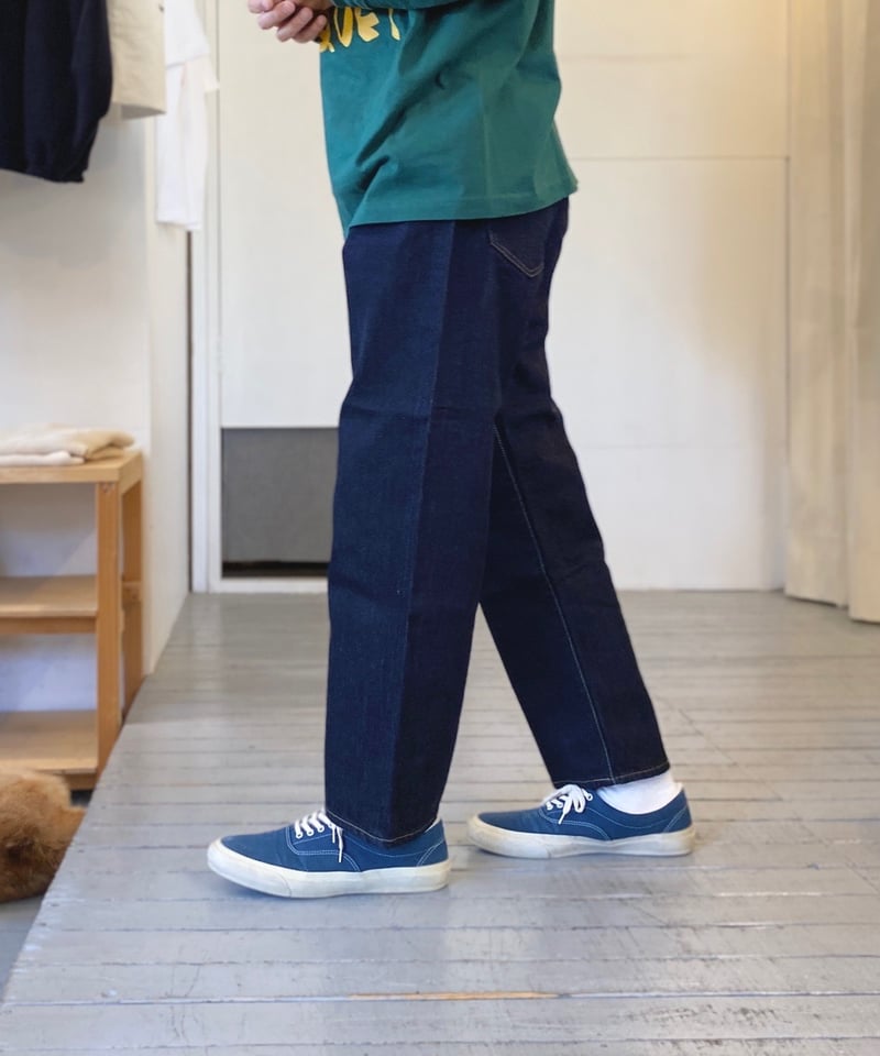 日本未入荷【Aakasha フロントオーバーラップテーパードパンツ】 HATSKI ハツキ（ユニセックス） / WIDE TAPERED DENIM ワイドテー