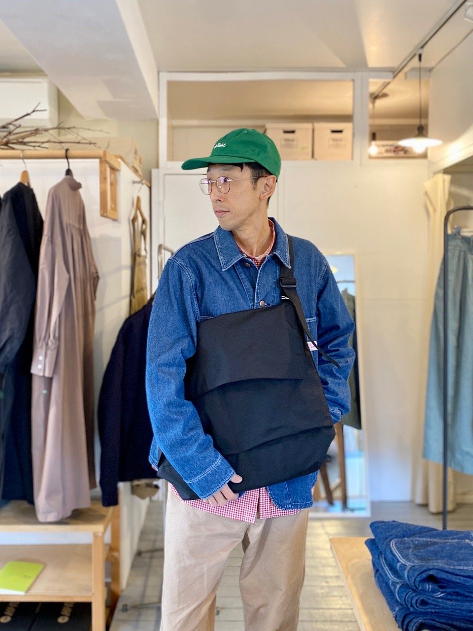 未使用 ERAイーラ CORDURA NO MESSENGER BAG ブラック ERA. のB.T NO