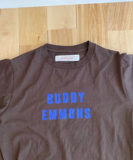NECESSARY OR UNNECESSARY (NOUN) ナウン  /　BUDDY EMMONS T 【ブラウン】