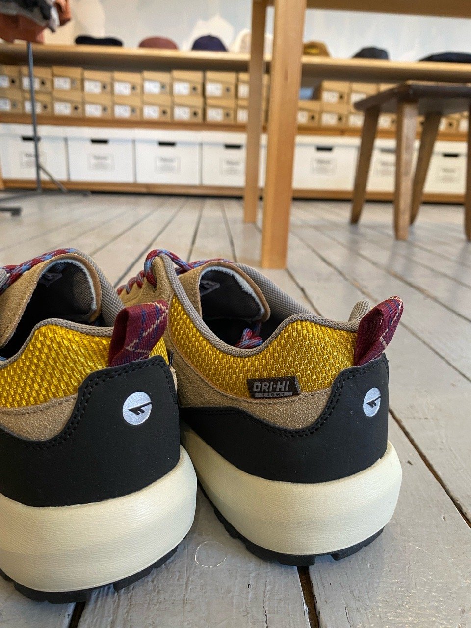 herbique ハービック /イエロー 美品 定価26,400円 fit=scale-down,w=1200