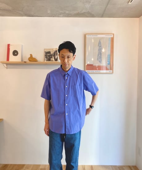 MANUAL ALPHABET マニュアルアルファベット（ユニセックス）/ WASHER BROAD LOOSE FIT R/C S/S SHT 【ブルー】