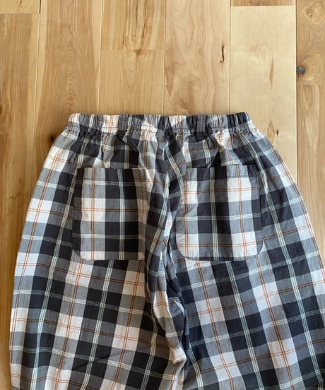 NAPRON ナプロン（ユニセックス）/ SAMUE MONPE サムエモンペ 【アイボリーチェック】
