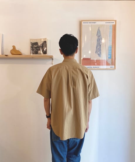 MANUAL ALPHABET マニュアルアルファベット（ユニセックス）/ WASHER BROAD LOOSE FIT R/C S/S SHT 【モカベージュ】