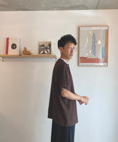 NECESSARY OR UNNECESSARY (NOUN) ナウン  /　BUDDY EMMONS T 【ブラウン】