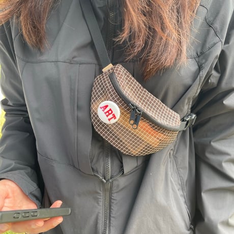 'ART' Can badge set