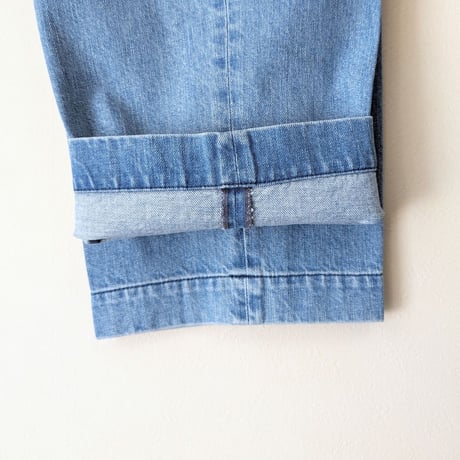 《 Unisex 》H.UNIT / Denim two tuck trousers ( Light Indigo )