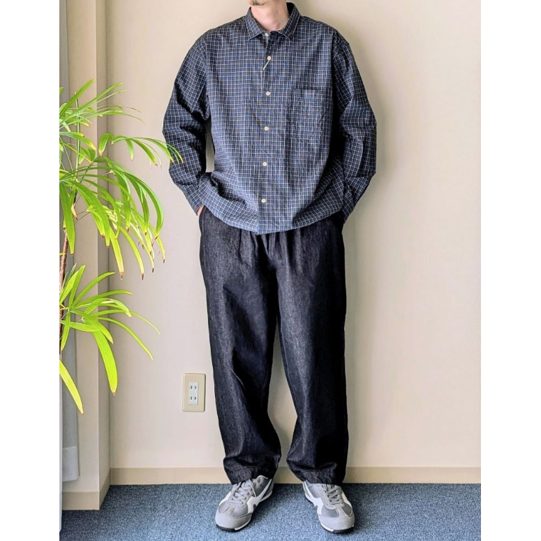 りんりん♪★美品★MARK&LONA　カラーモックネック　サイズ　40 和柄 メッシュタートルネック長袖 ＜花と孔雀/砂色＞ | 京友禅