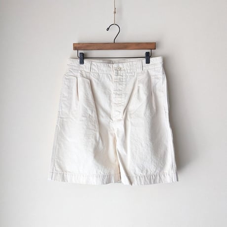 《 Men's 》HATSKI / 2Tuck Easy Chino Shorts ( ECRU )
