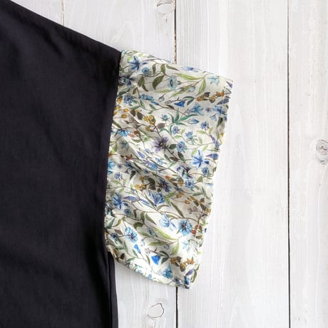 《 WOMEN 》 sosotto / 40/2シルケット天竺裾ドロストLIBERTYギャザースリーブTシャツ ( ネイビー )