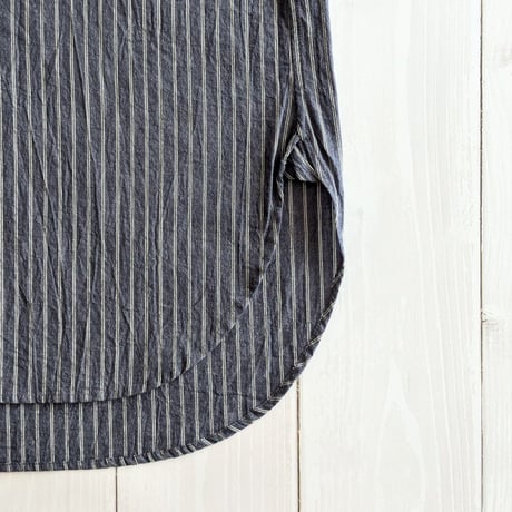 《 UNISEX 》RINEN / 40/1オーガニックブロードストライプ クレリックスタンドカラーシャツ ( ネイビー )