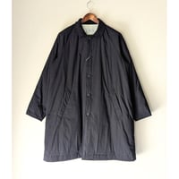 《 UNISEX 》 RINEN / 綿ナイロンタイプライター 中綿ボンディング ステンカラーコート ( クロ )