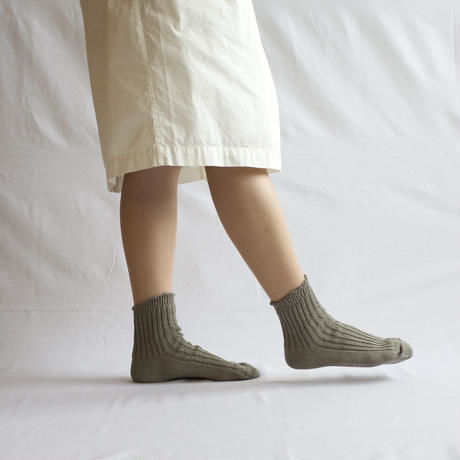 《 UNISEX 》 NISHIGUCHI KUTSUSHITA / リネンリブソックス ( 5 colors )